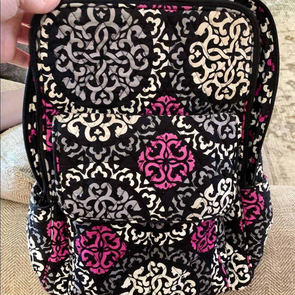 ‼️SALE NEED GONE‼️ Vera Bradley backpack